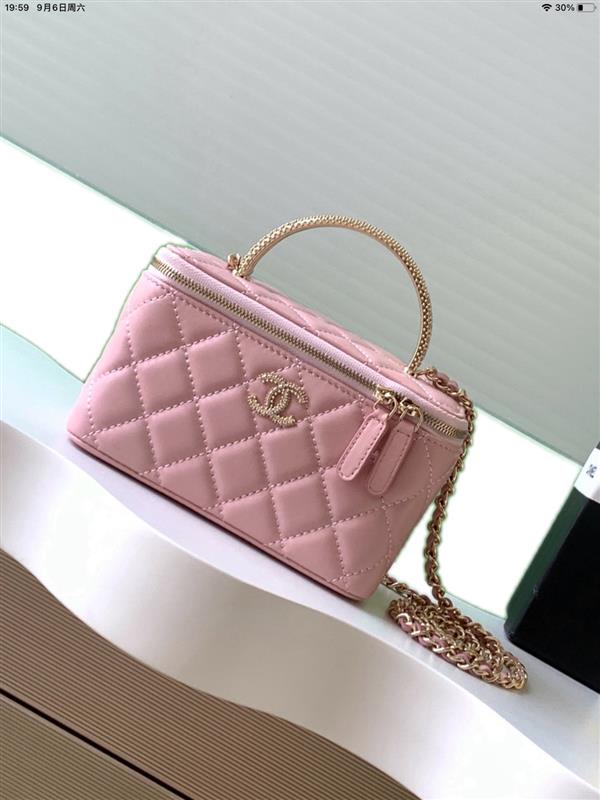 2026127215530570 600